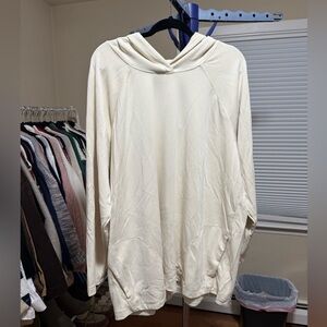 LIVI Active Size 26/28- Cream Hooded Sweatshirt